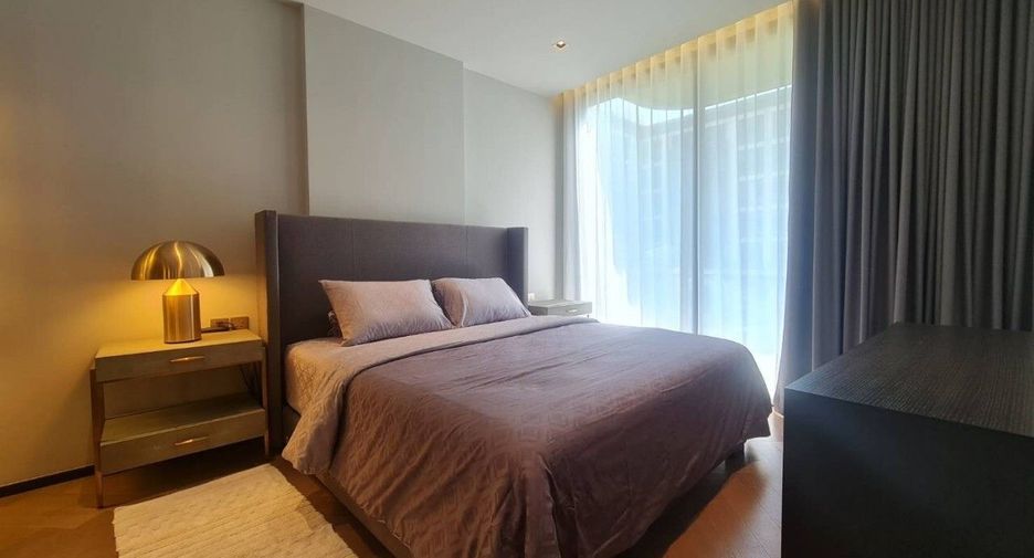 For rent 2 bed condo in Watthana, Bangkok
