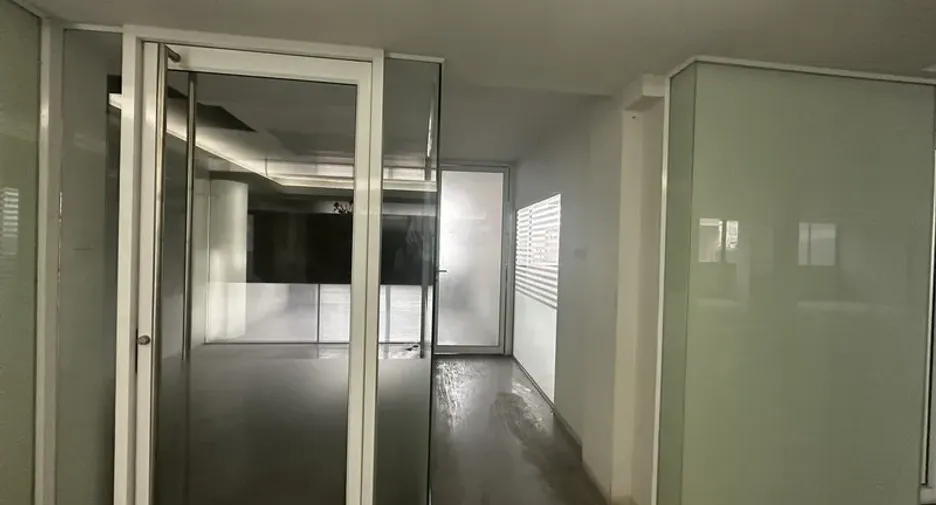 Oficina en alquiler en Khlong Toei, Bangkok