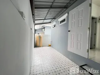 For rent 2 bed house in Ban Bueng, Chonburi