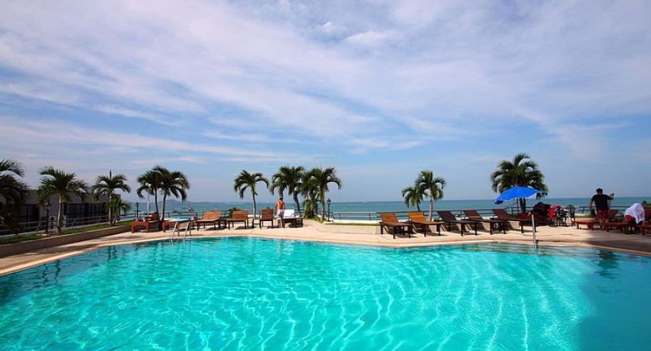 For rent 1 bed condo in Bang Lamung, Chonburi