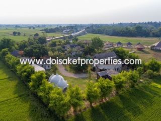 For sale 12 Beds retail Space in Doi Saket, Chiang Mai