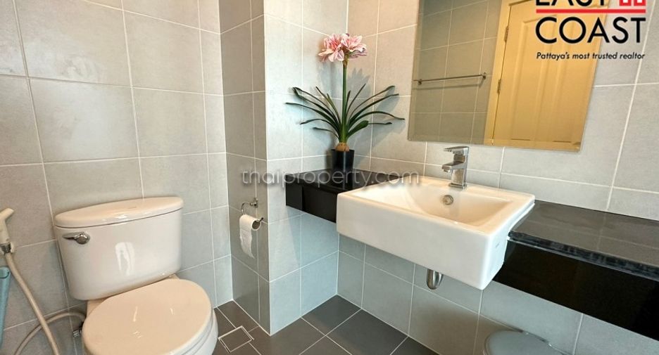 For sale studio condo in Bang Lamung, Chonburi