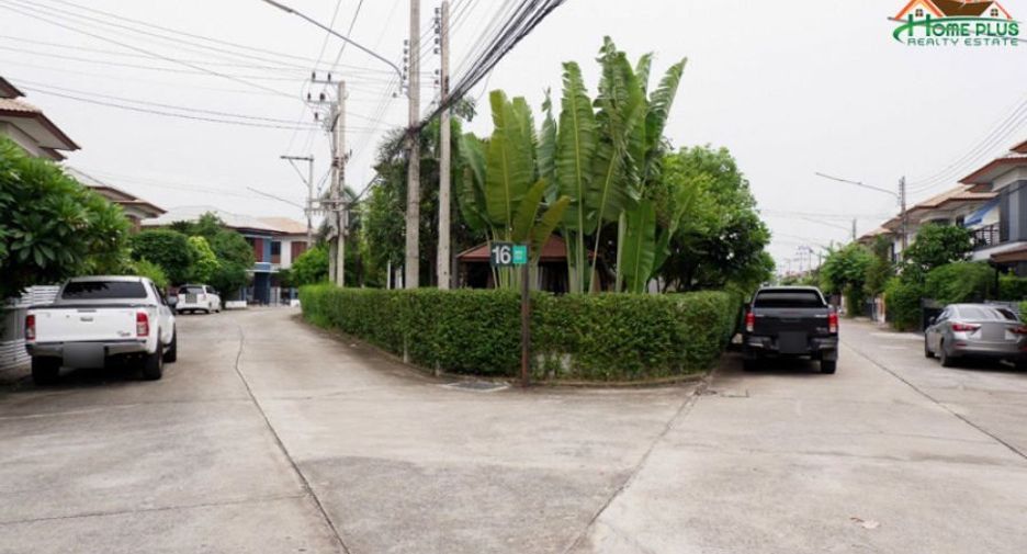 For sale 3 bedrooms house in Lam Luk Ka, Pathum Thani