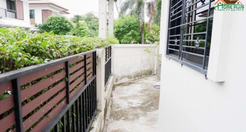 For sale 3 bedrooms house in Lam Luk Ka, Pathum Thani