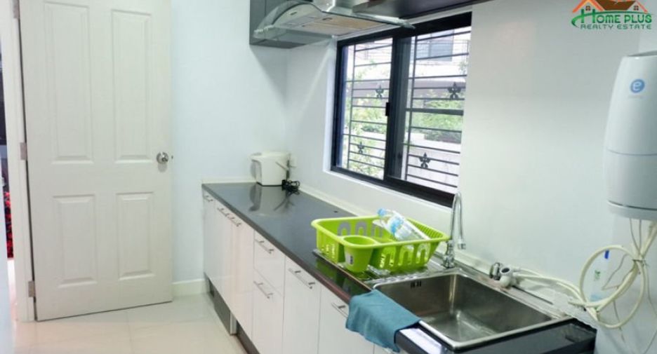 For sale 3 bedrooms house in Lam Luk Ka, Pathum Thani