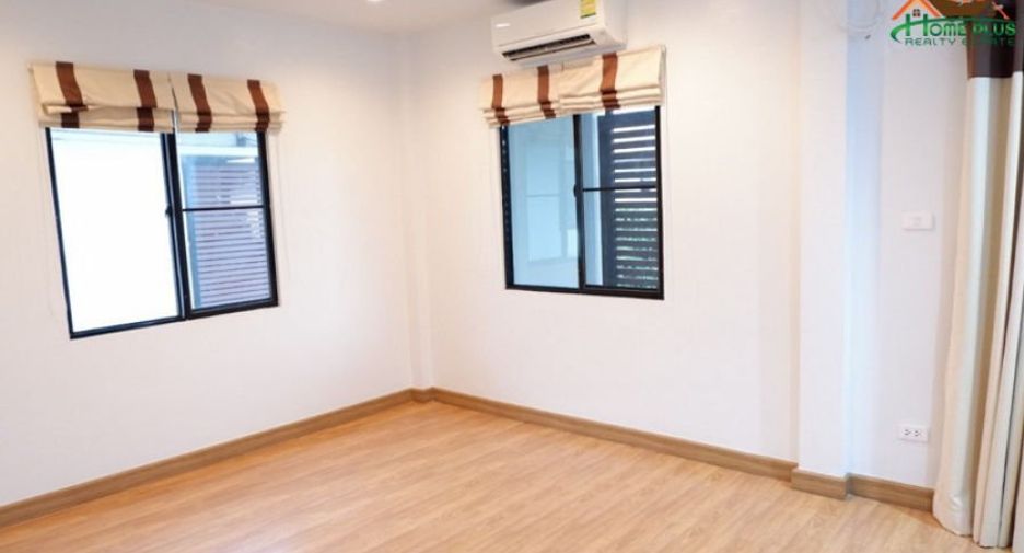 For sale 3 bedrooms house in Lam Luk Ka, Pathum Thani