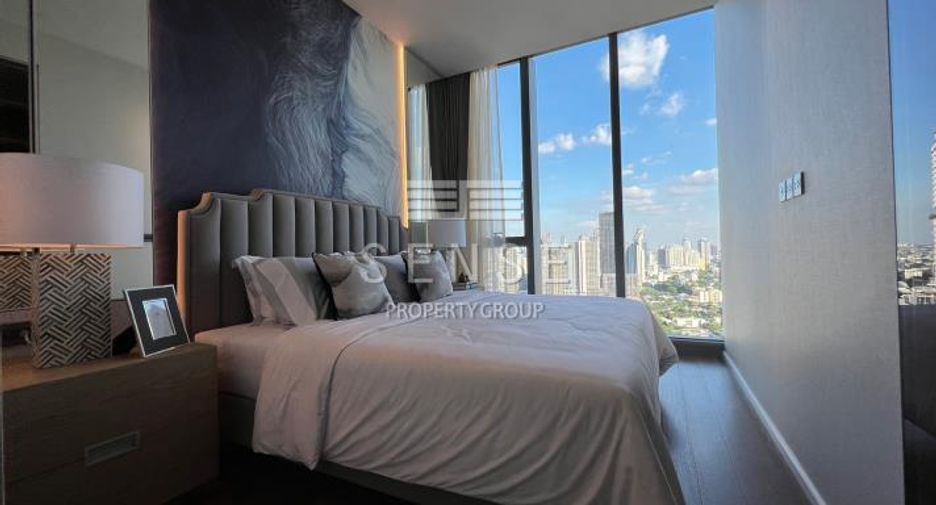 For sale 2 ベッドルーム condo in Khlong Toei, Bangkok