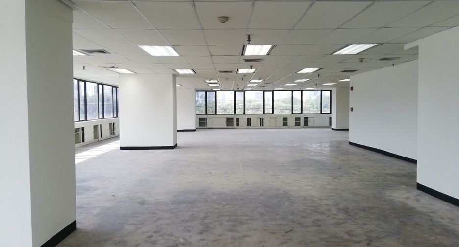 For sale office in Khlong Toei, Bangkok