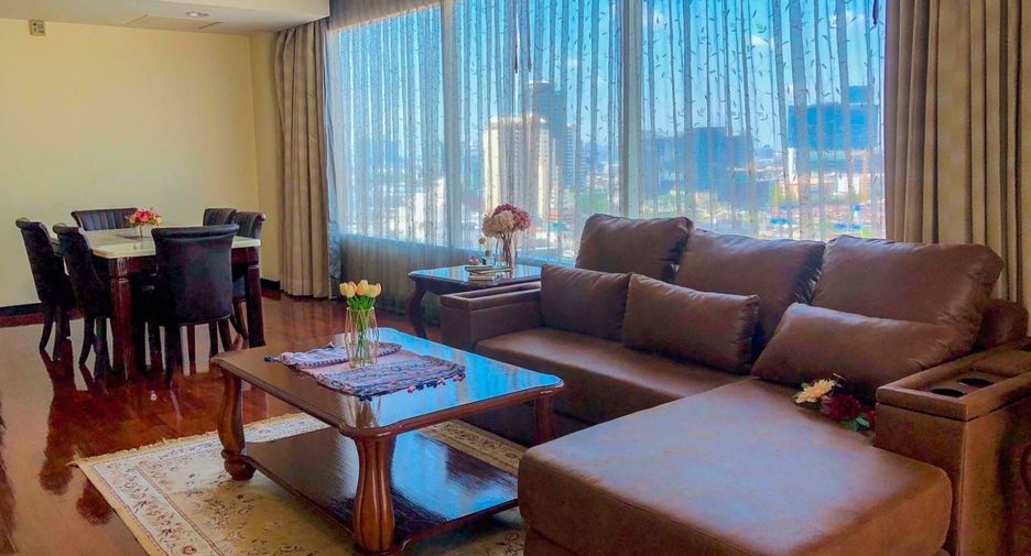 For sale 3 Beds condo in Khlong Toei, Bangkok