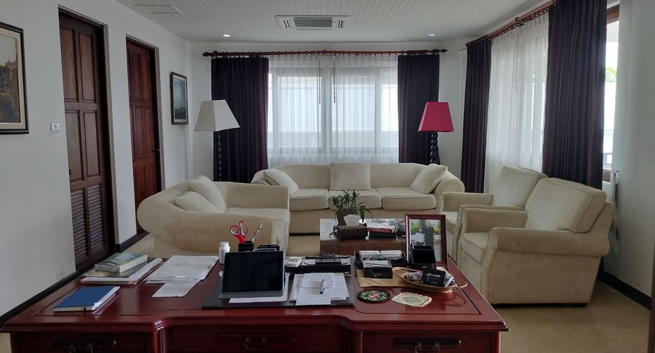 For sale 3 bed house in Cha Am, Phetchaburi