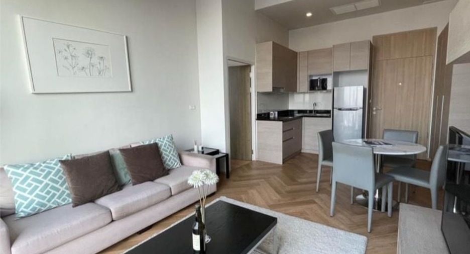 For rent 1 bed condo in Phaya Thai, Bangkok