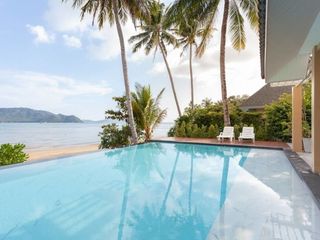 For rent 3 bedrooms villa in Mueang Phuket, Phuket