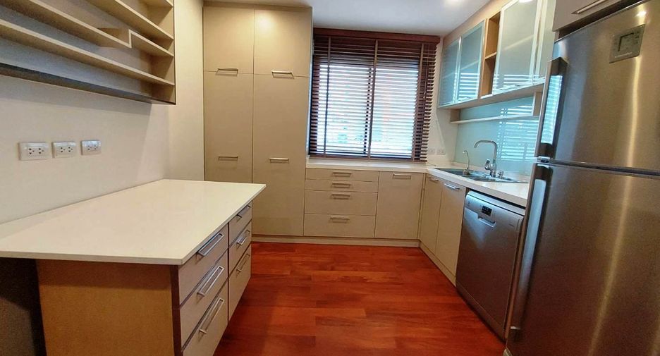 For rent 3 bed condo in Tha Pla, Uttaradit