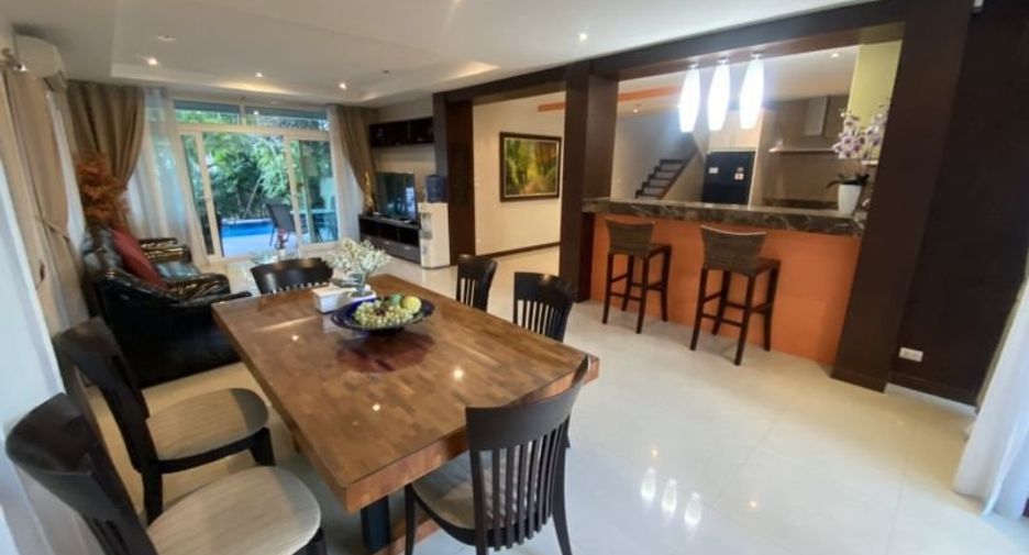 For rent 4 Beds house in Pratumnak, Pattaya