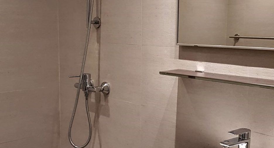 For sale 1 bed condo in Watthana, Bangkok