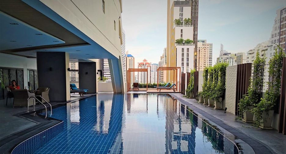 For sale 1 bed condo in Watthana, Bangkok