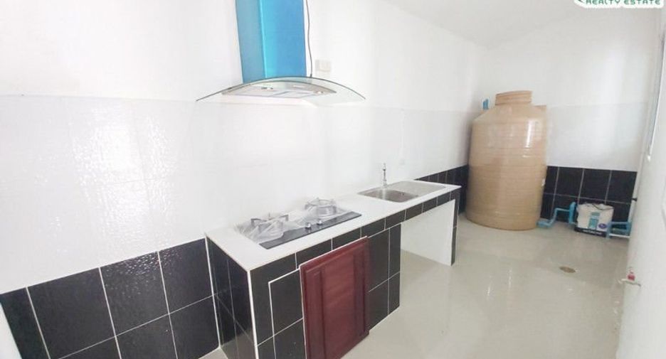Reihenhaus zum Kauf mit 3 Zimmer in Mueang Chon Buri, Chonburi