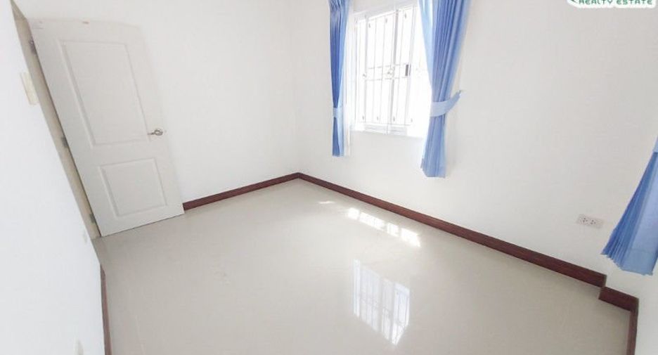 Reihenhaus zum Kauf mit 3 Zimmer in Mueang Chon Buri, Chonburi