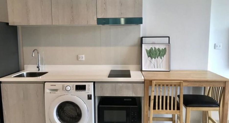For rent 1 bed condo in Pathum Wan, Bangkok