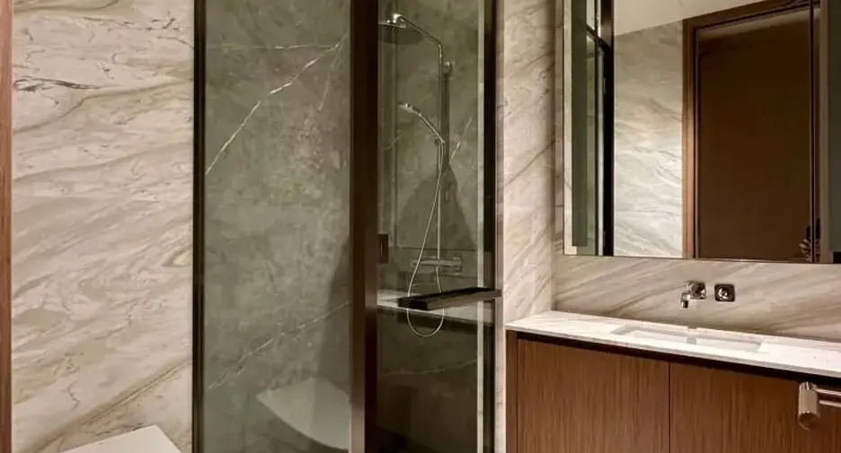 For sale 2 bedrooms condo in Pathum Wan, Bangkok