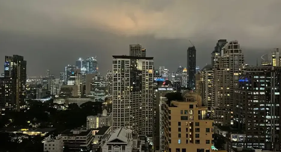 For sale 2 bedrooms condo in Pathum Wan, Bangkok
