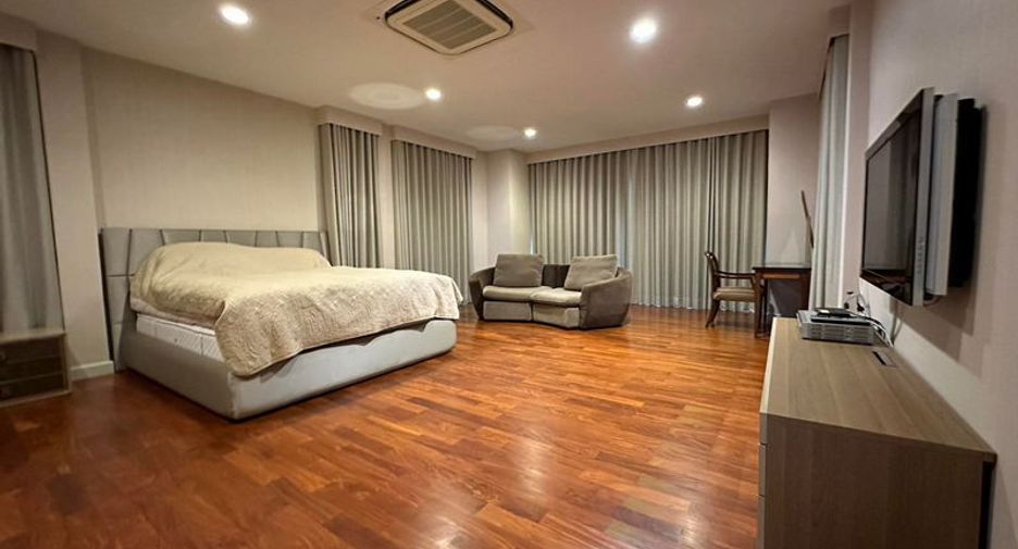 For sale and for rent 5 bed house in Khan Na Yao, Bangkok