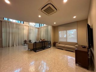 For sale and for rent 5 bed house in Khan Na Yao, Bangkok