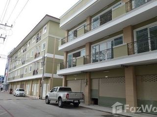 For sale 3 bed townhouse in Bang Lamung, Chonburi