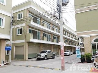 For sale 3 bed townhouse in Bang Lamung, Chonburi