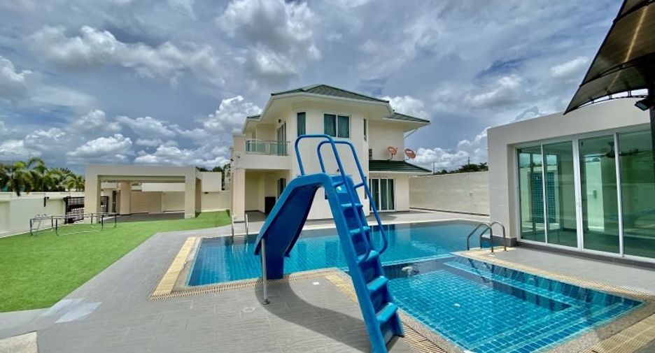 For rent 4 bedrooms house in Bang Lamung, Chonburi