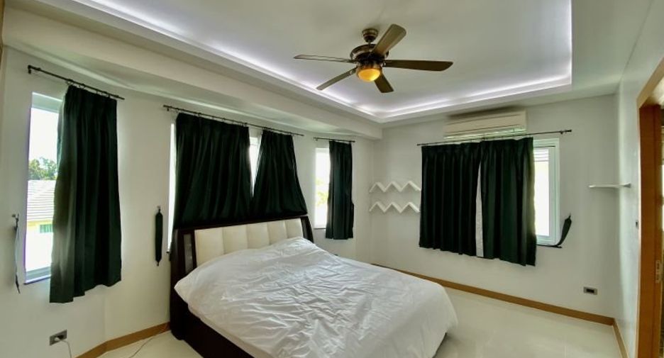 For rent 4 bedrooms house in Bang Lamung, Chonburi