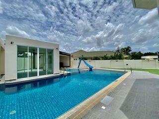 For rent 4 bed house in Bang Lamung, Chonburi