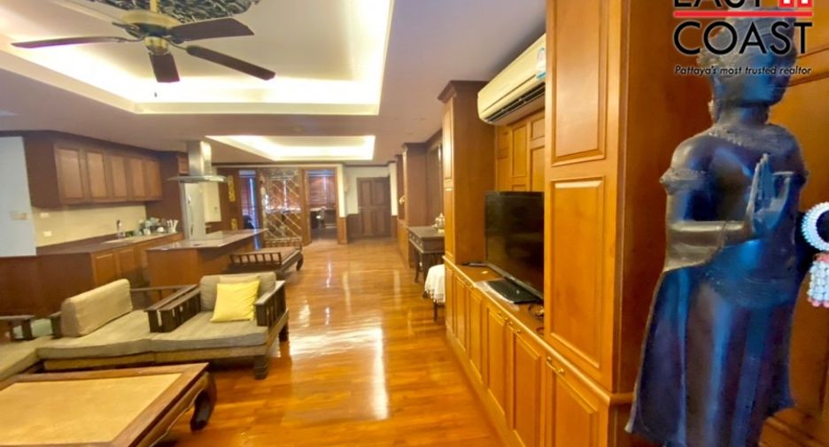 For sale 2 bedrooms condo in Jomtien, Pattaya