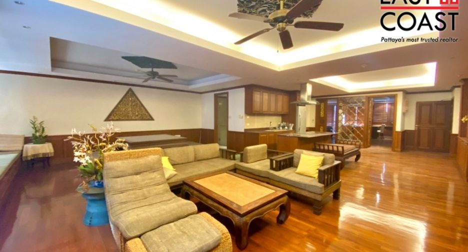 For sale 2 bedrooms condo in Jomtien, Pattaya