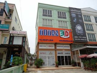 For sale 6 bed townhouse in Prawet, Bangkok