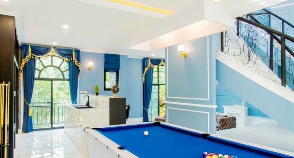 For rent 6 bedrooms villa in Mueang Chiang Mai, Chiang Mai