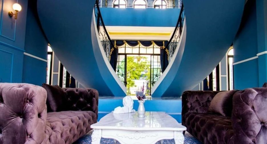 For rent 6 bedrooms villa in Mueang Chiang Mai, Chiang Mai