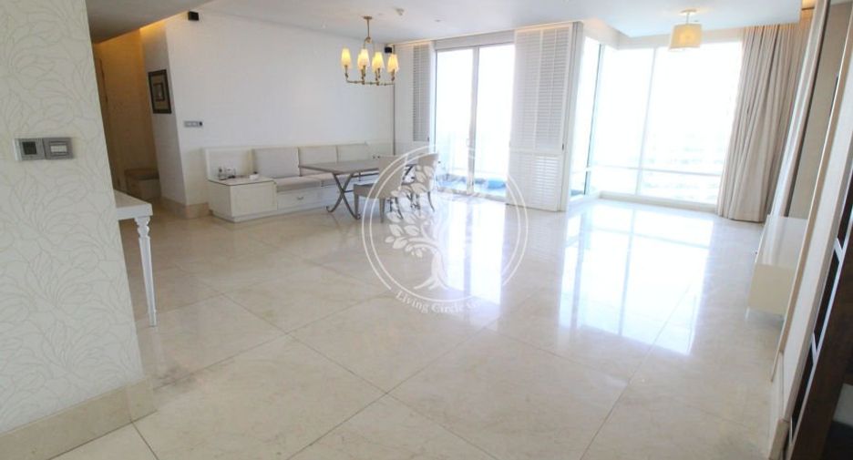 For rent and for sale 3 bedrooms condo in Sathon, Bangkok