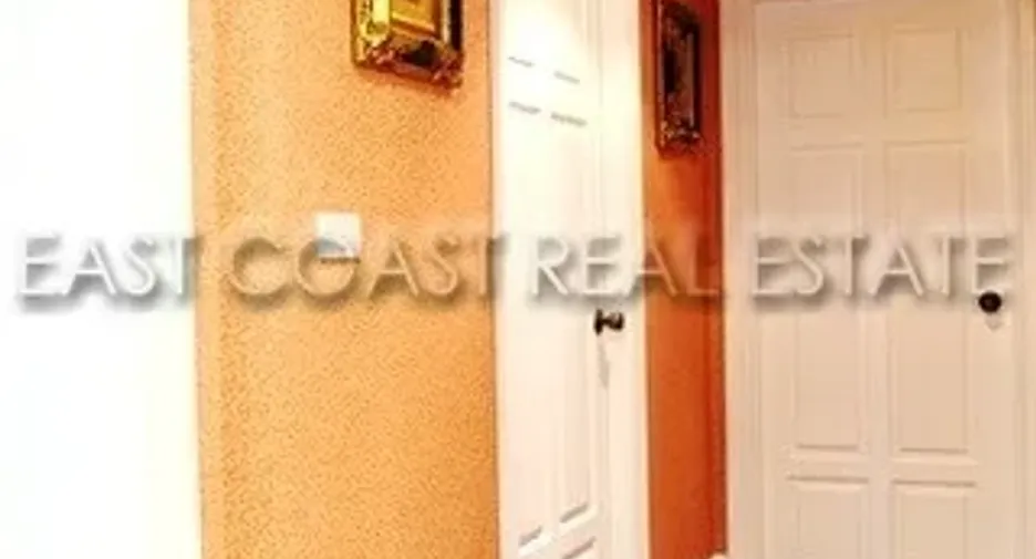 For sale 3 bedrooms condo in Bang Lamung, Chonburi