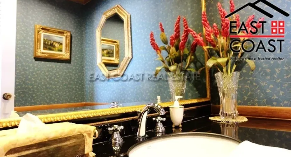 For sale 3 bedrooms condo in Bang Lamung, Chonburi