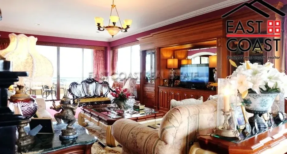 For sale 3 bedrooms condo in Bang Lamung, Chonburi