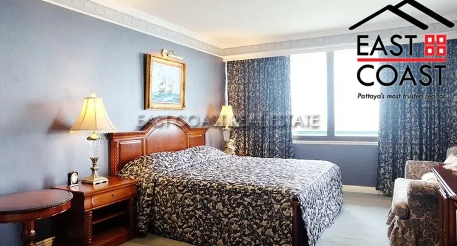 For sale 3 bedrooms condo in Bang Lamung, Chonburi