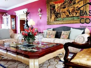 For sale 3 bedrooms condo in Bang Lamung, Chonburi