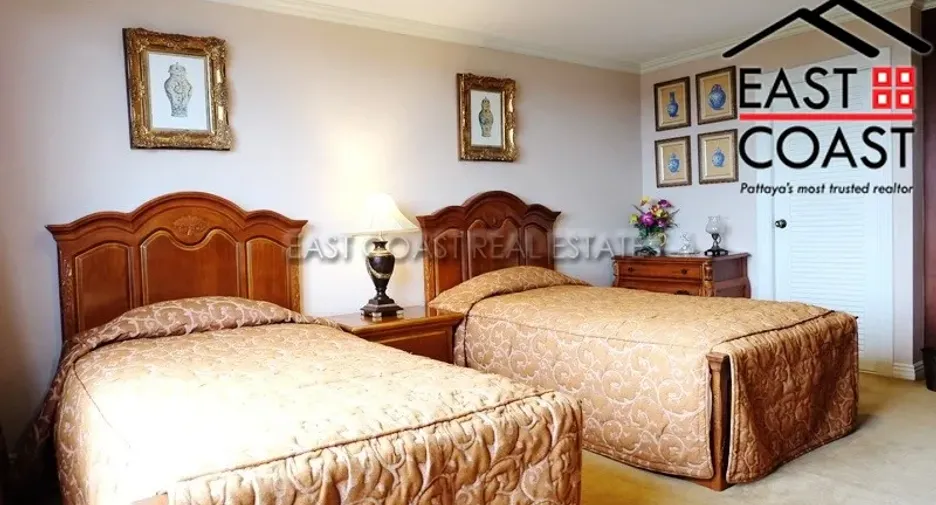 For sale 3 bedrooms condo in Bang Lamung, Chonburi
