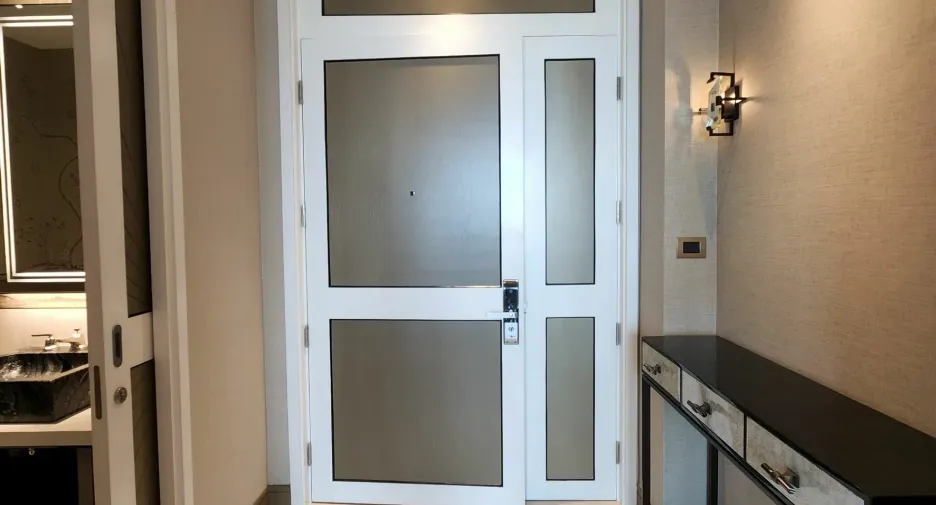 For sale 2 bed condo in Khlong San, Bangkok