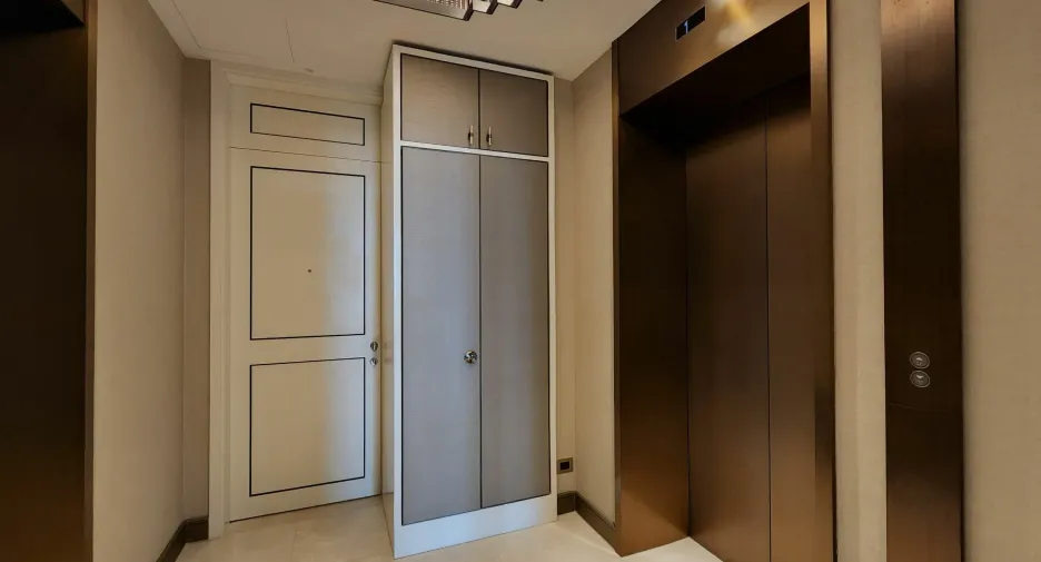 For sale 2 bed condo in Khlong San, Bangkok