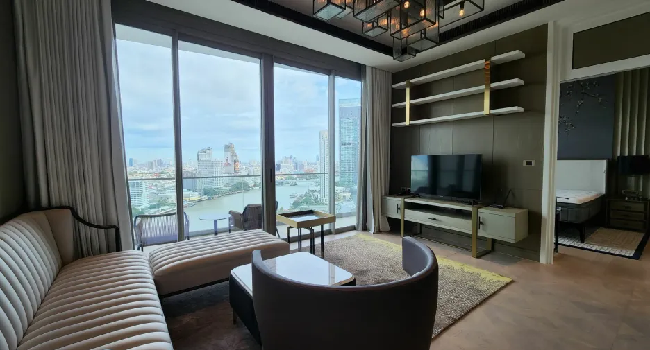 For sale 2 bed condo in Khlong San, Bangkok