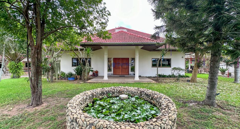 For sale 7 bed house in Central Pattaya, Pattaya