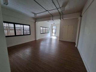 For rent and for sale 1 bed office in Phaya Thai, Bangkok