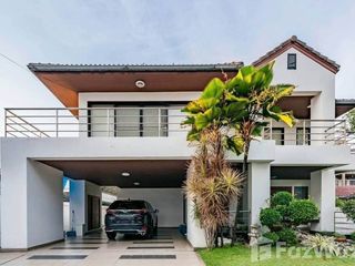 For sale 3 Beds house in Huai Khwang, Bangkok